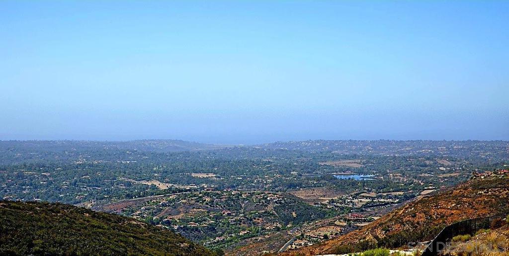 8737 Via Rancho Cielo