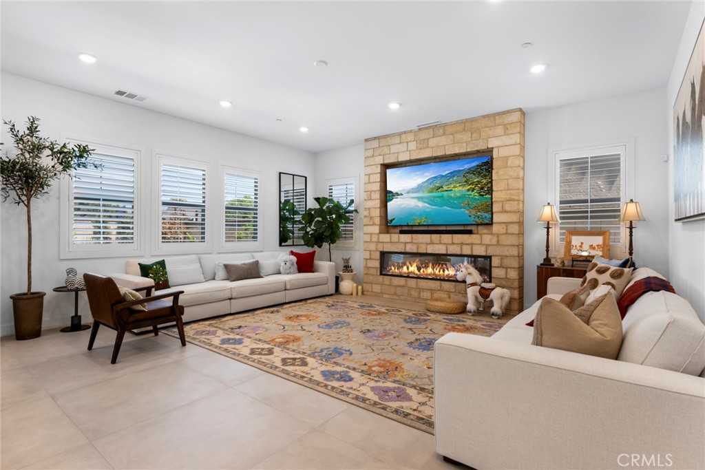 San Juan Hills (JH) - Residential Lease