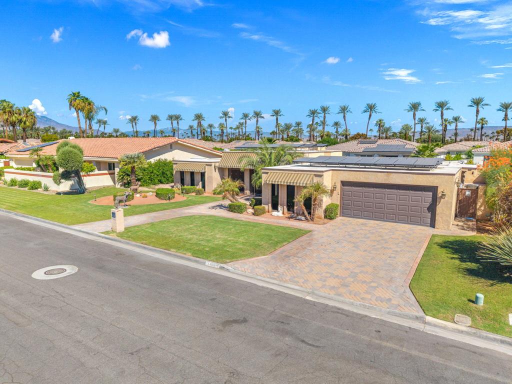 Photo of 75406 Montecito Drive, Indian Wells, CA 92210 (MLS # 219152489DA)