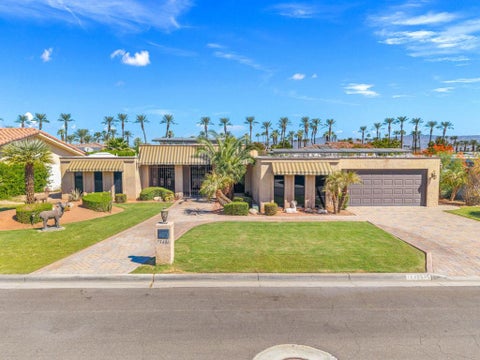 Photo of 75406 Montecito Drive, Indian Wells, CA 92210 (MLS # 219152489DA)