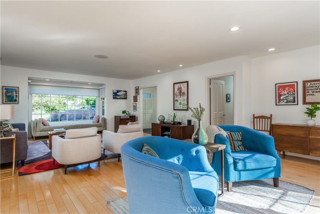 4755 Burnet