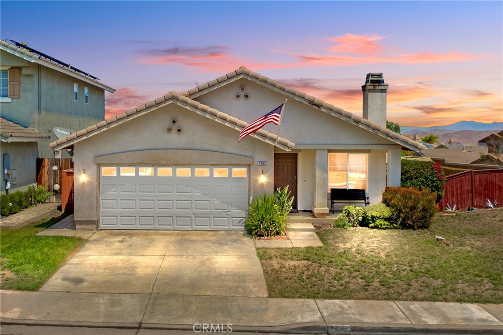 Welcome to 1383 Haven Tree Ln, a charming 1-story home in the desirable city of Corona, CA. This 3-bedroom, 2-bathroom gem offers a great layout that flows with ease, making it simple to picture yourself settling right in. The living area is highlighted by a cozy fireplace, creating the perfect spot for relaxing evenings or gathering with family and friends.
Step outside and you’ll discover a large backyard full of potential—whether you dream of a garden, an outdoor kitchen, or just a fun space to play and entertain, this yard is ready to bring your vision to life. As an added bonus, the community pool is just steps away, giving you a refreshing escape on warm Southern California days.
Set in the desirable city of Corona, you’ll enjoy being close to shopping, dining, parks, and all the conveniences that make everyday living easy. This single-story home is the perfect blend of comfort, convenience, and possibility—ready to welcome its next chapter.
