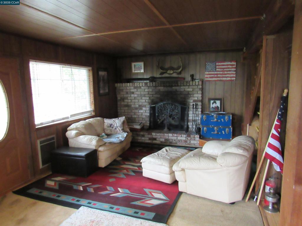 SANDMOUND ACRES - Residential