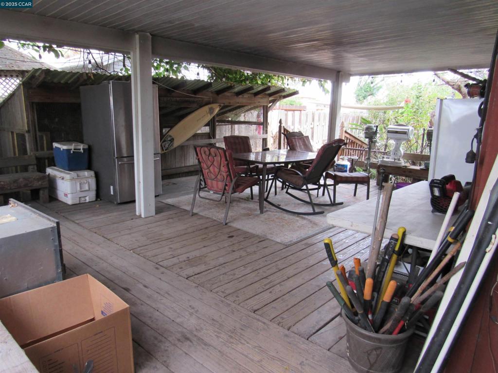 SANDMOUND ACRES - Residential