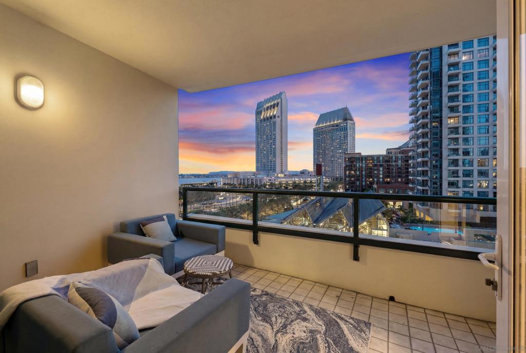 510 1st Ave 805