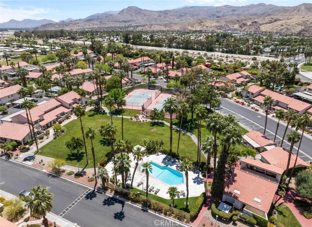 Mountain Shadows (PS) (33468) - Residential Lease