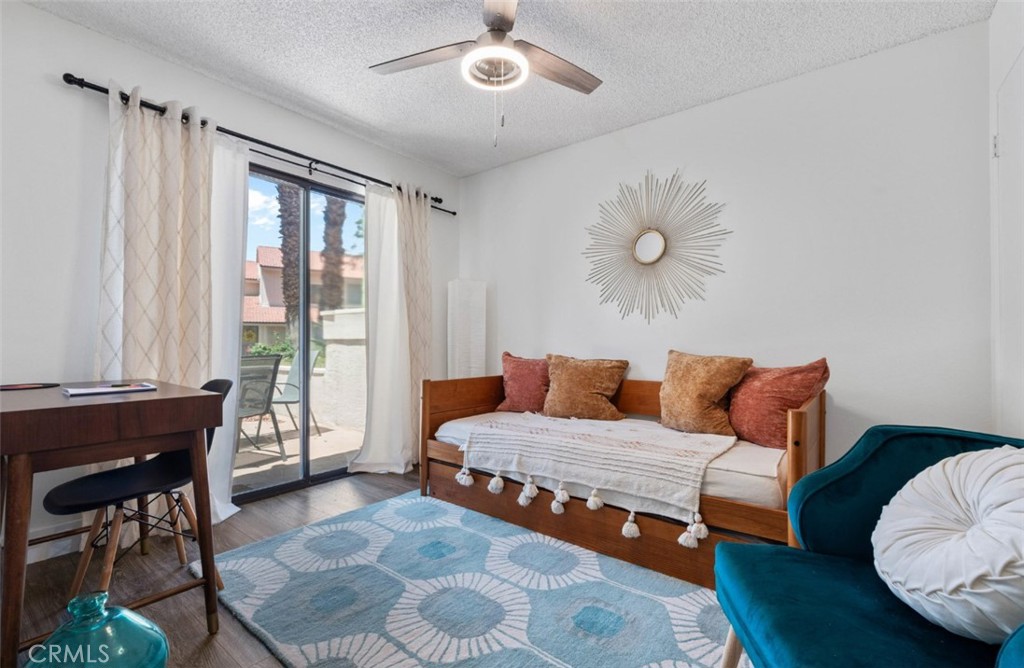 Mountain Shadows (PS) (33468) - Residential Lease