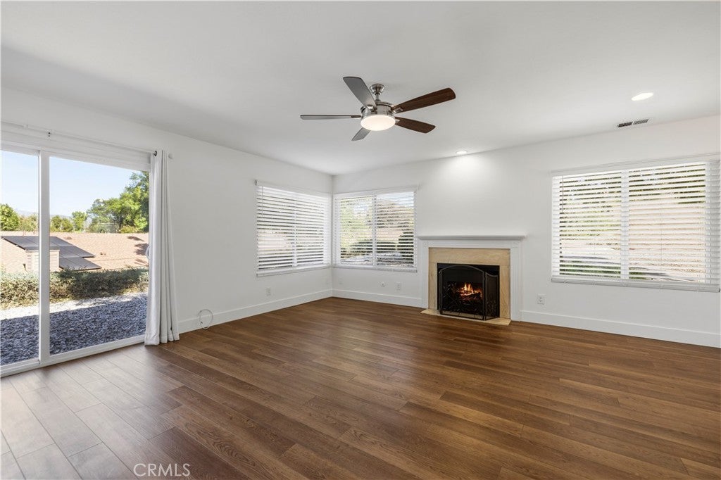 26277 Rainbow Glen Dr