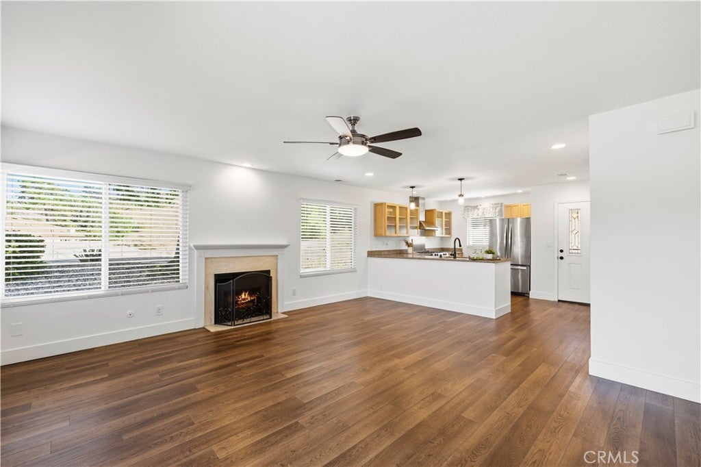 26277 Rainbow Glen Dr