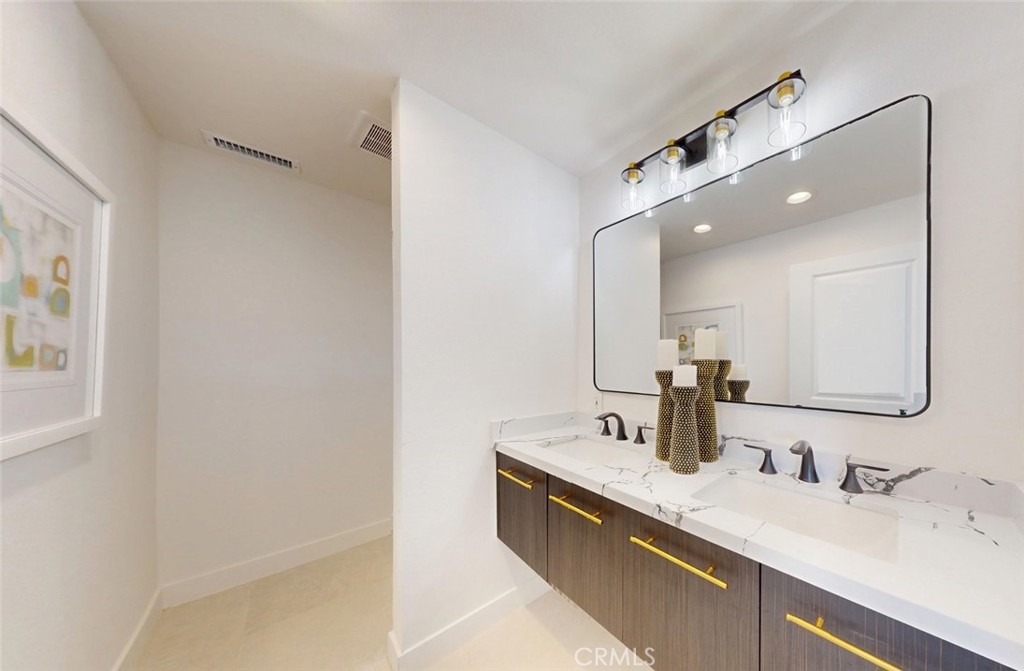 Anaheim Hills Estates (ANHI) - Residential