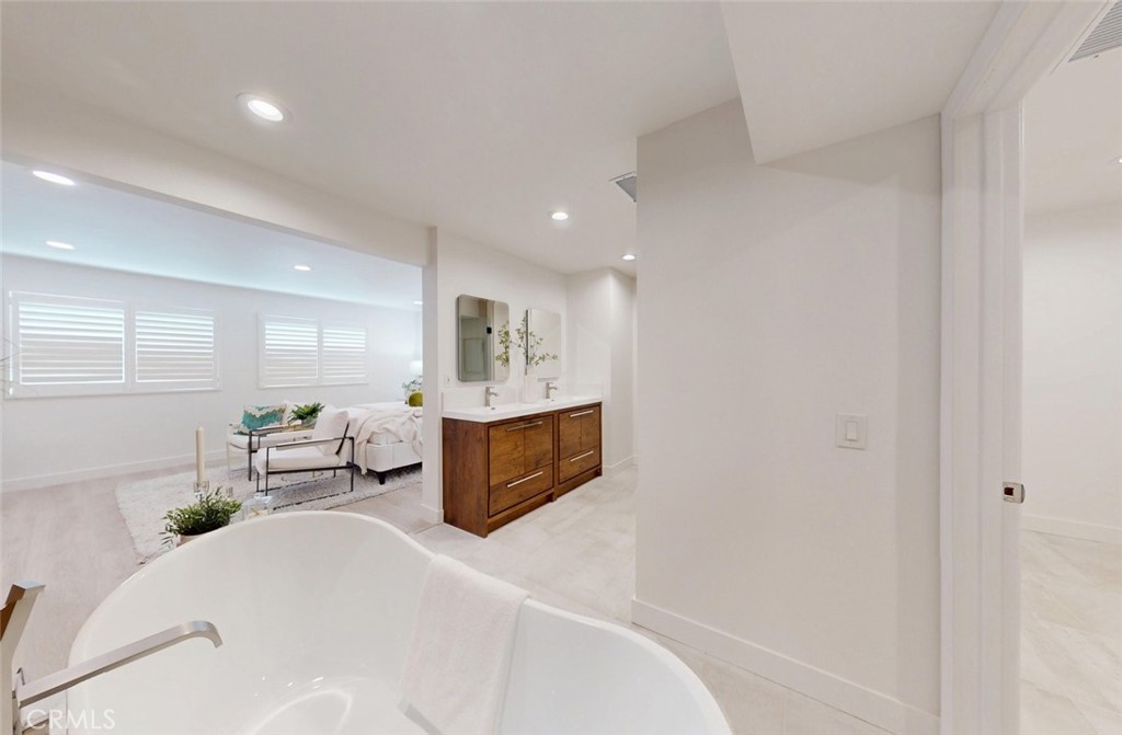 Anaheim Hills Estates (ANHI) - Residential