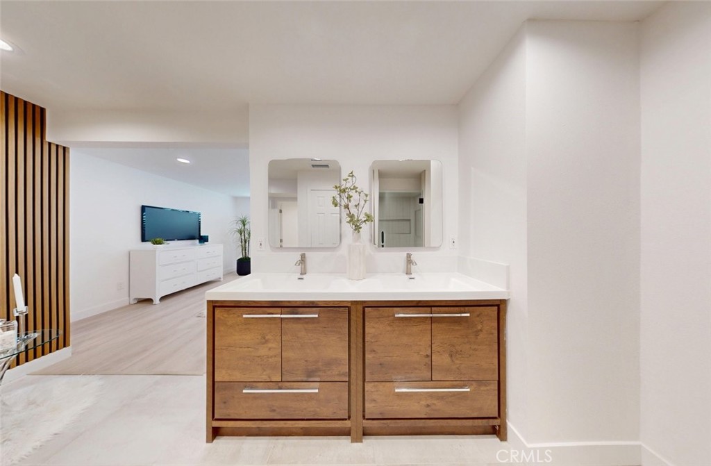 Anaheim Hills Estates (ANHI) - Residential