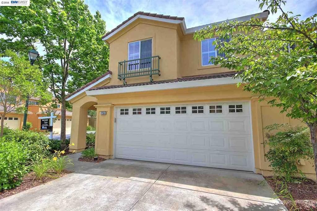 listing image 130722474625467356170