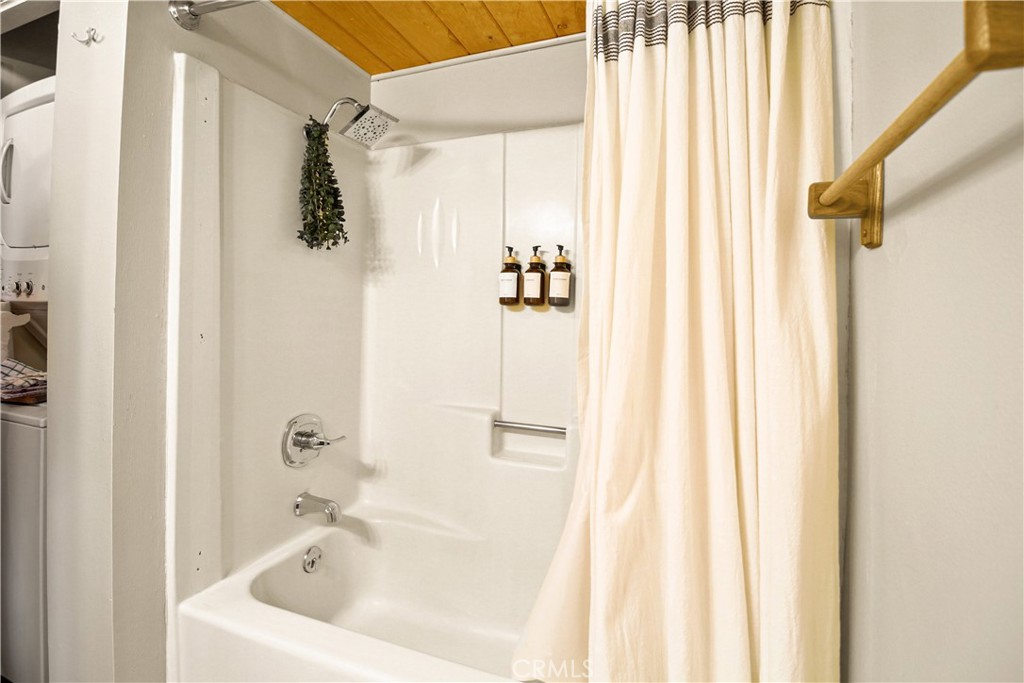 Arrowbear (AWBR) - Residential