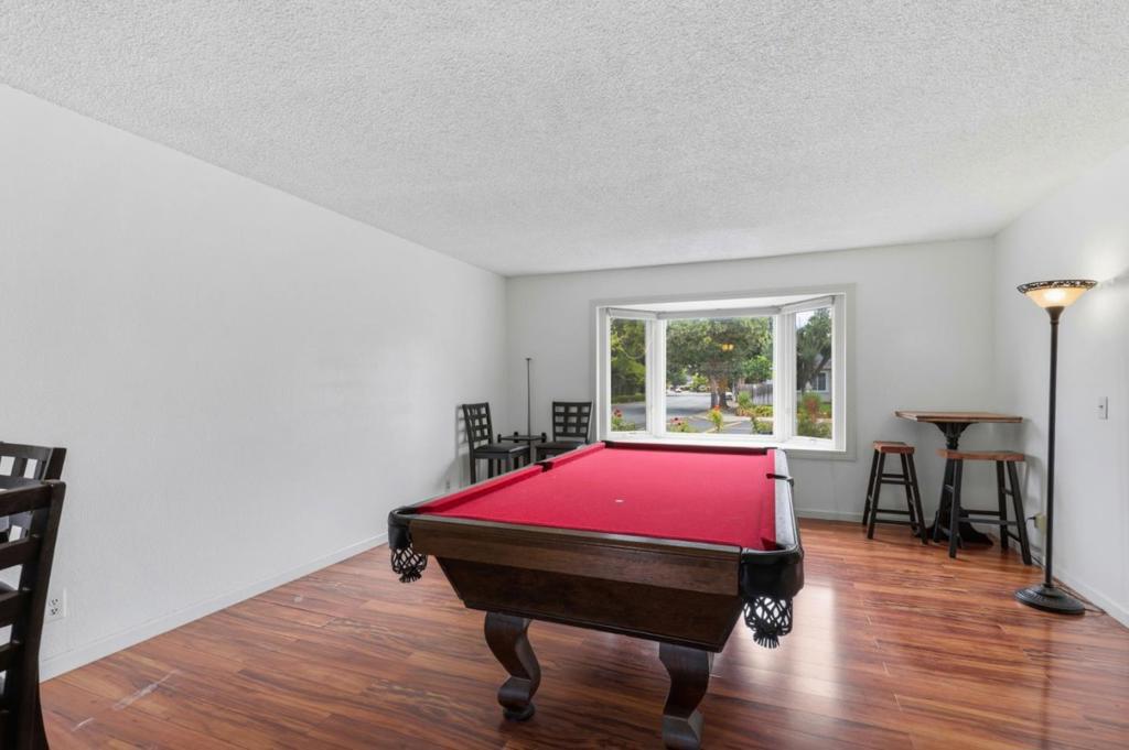 7185 Orchard Drive