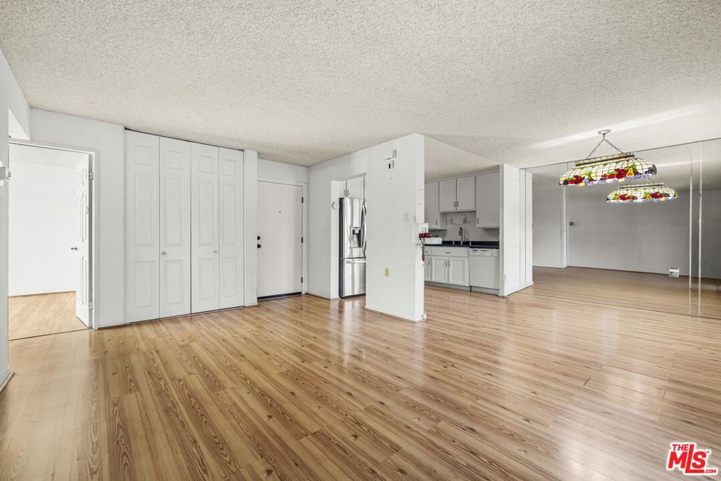 824 Pinetree Circle 14