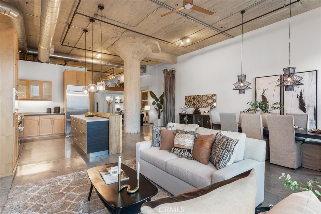 115 W 4th Street 308