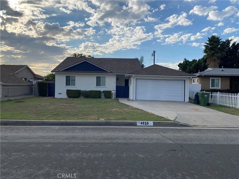 Photo of 4033 N Woodgrove Avenue, Covina, CA 91722 (MLS # AR25247474) Photo of 4033 N Woodgrove Avenue, Covina, CA 91722 (MLS # AR25247474)