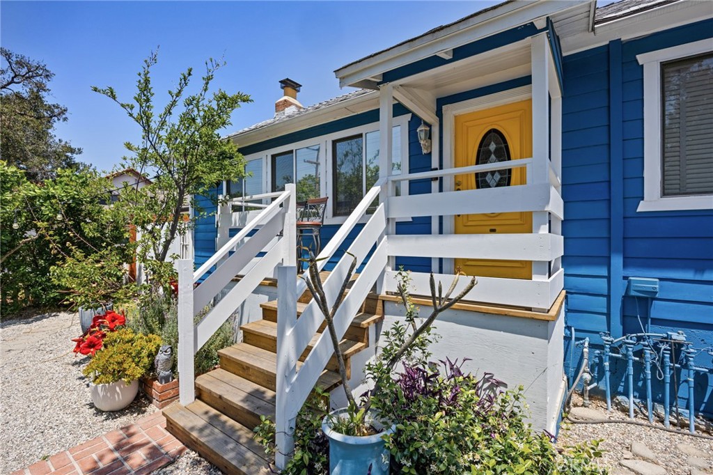 3427 encinal Street, La Crescenta, CA, 91214: CarlosSellingHouses.com 3427 encinal Street