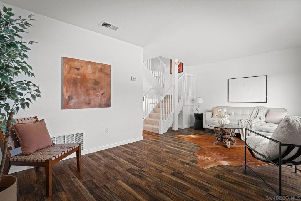 9404 Carlton Oaks Dr D