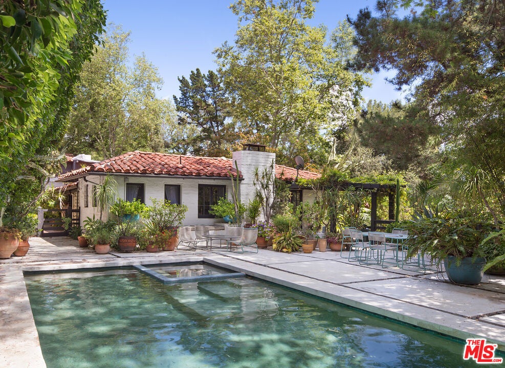 2840 Seattle Drive, Los Angeles CA 90046