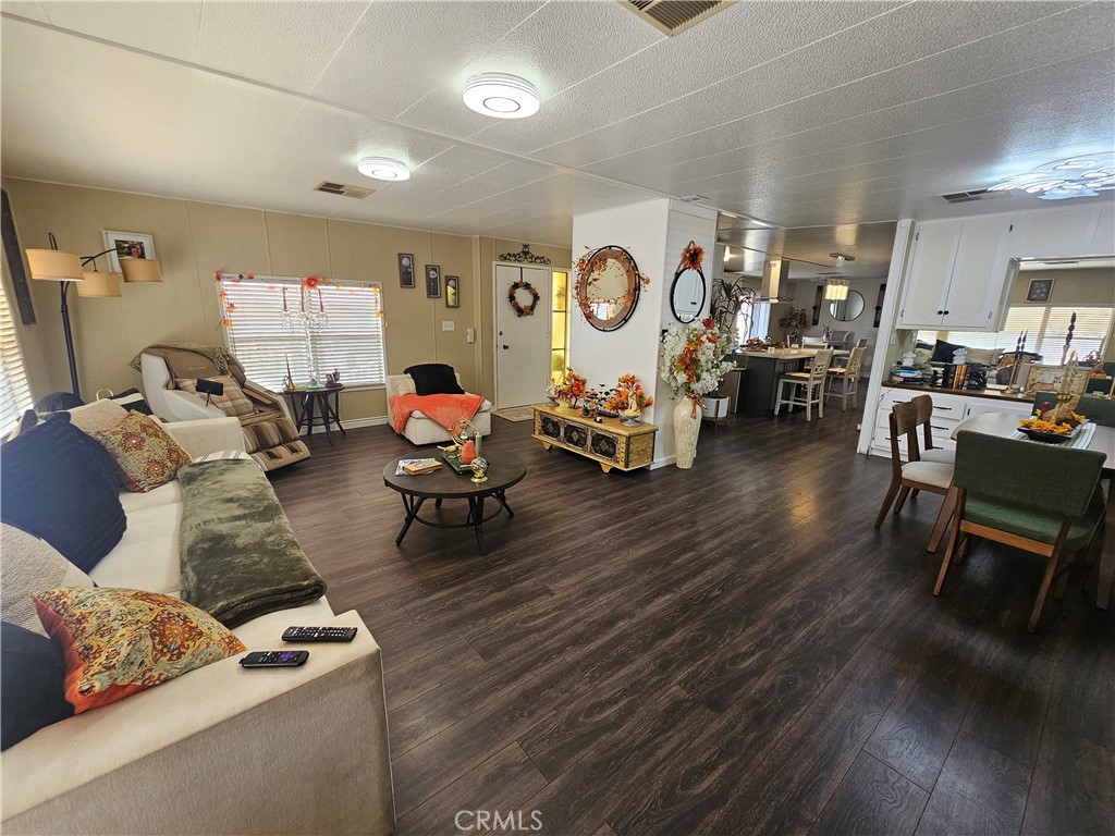 626 N Dearborn Street 186