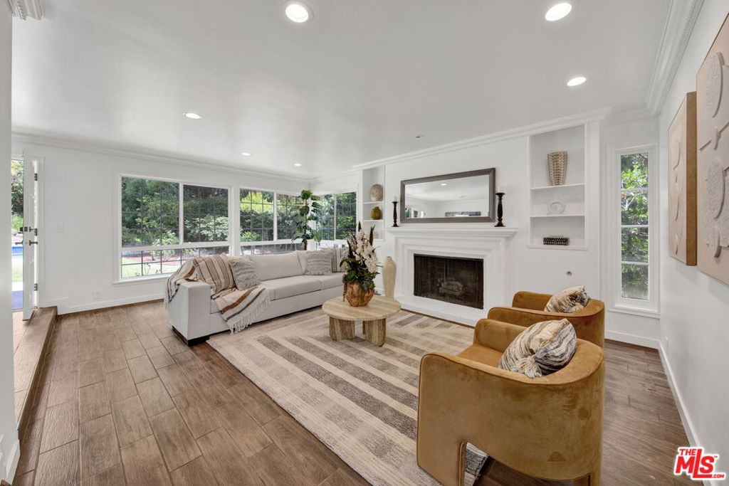 2460 Pesquera Drive