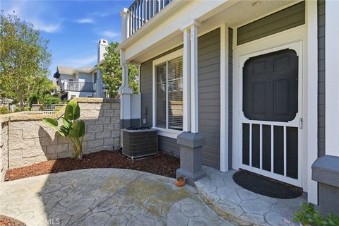 Photo of 65 Carlsbad Ln, Aliso Viejo, CA 92656 (MLS # OC26059267)