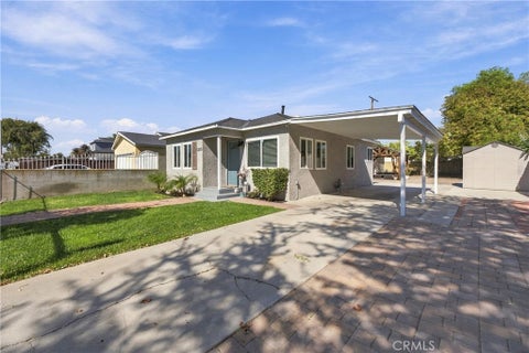 Photo of 1215 W 131st ST, Compton, CA 90222 (MLS # DW26231027)