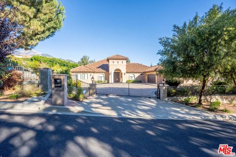 Photo of 2510 Belleview Road, Upland, CA 91784 (MLS # 26680219)
