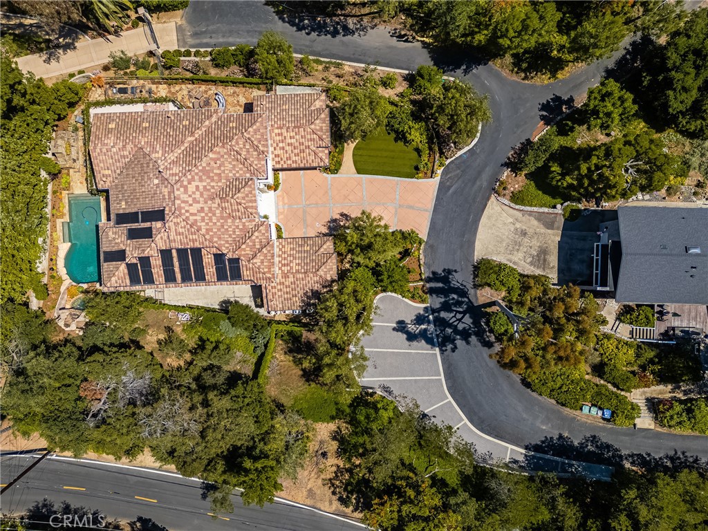 2107 Lemon Heights Drive