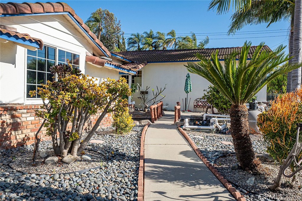 1720 Pass And Covina Road