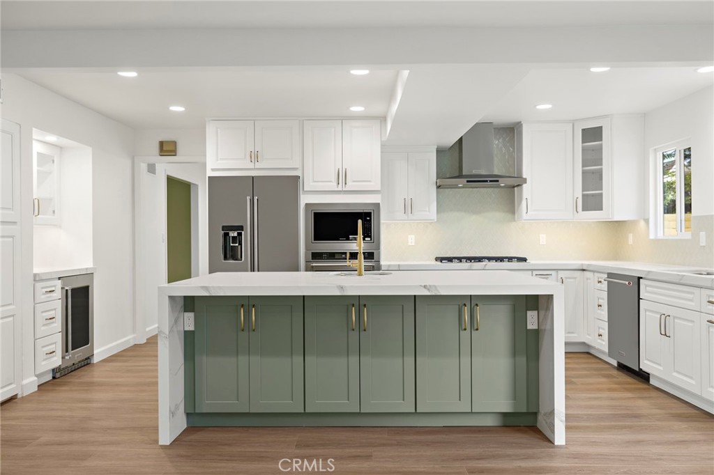 Santa Ana Country Club Area (SACC) - Residential Lease