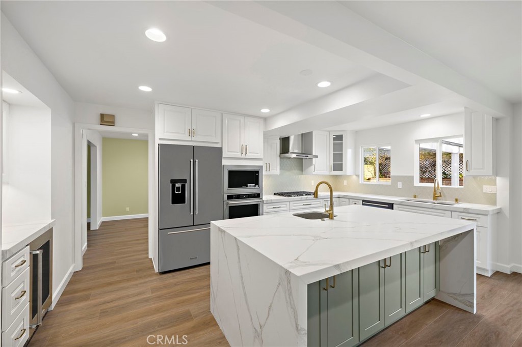 Santa Ana Country Club Area (SACC) - Residential Lease