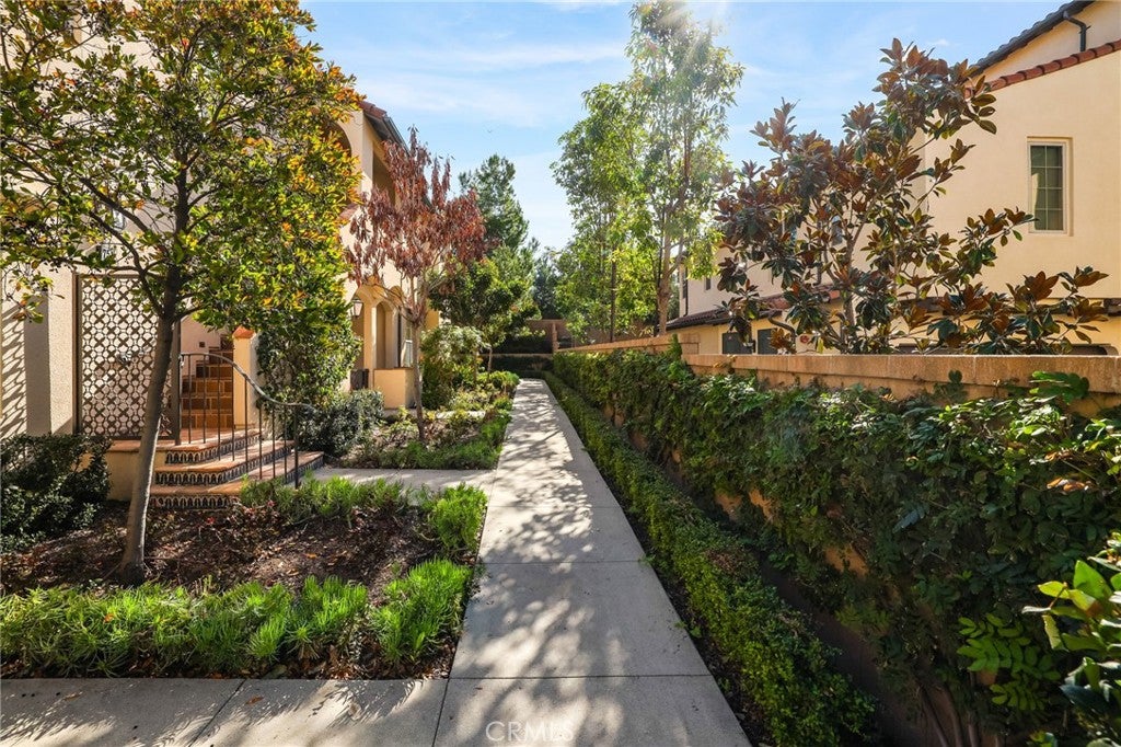 753 Spring Gdn Gdn, Irvine CA 92618