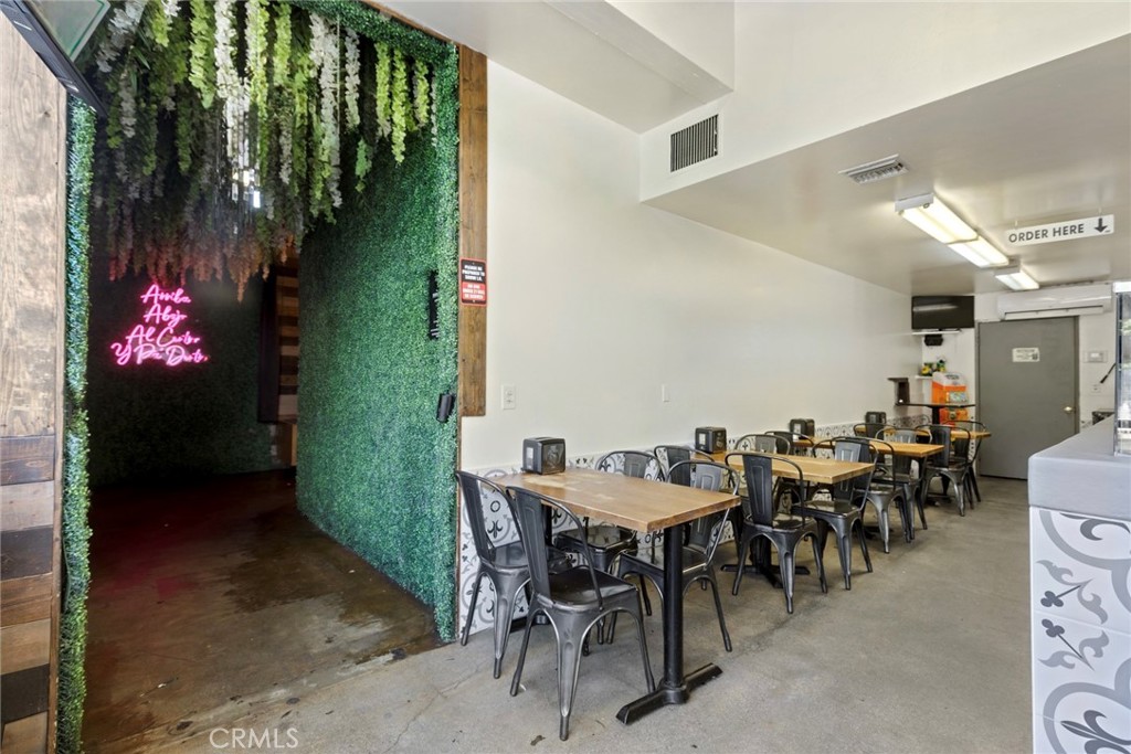 21620 Roscoe 21602-21604