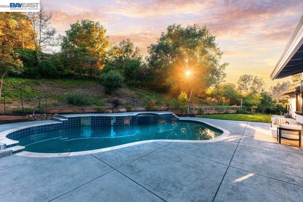 481 Montcrest Pl Pl, Danville CA 94526