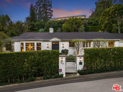 Photo of 163 Acari Drive, Los Angeles, CA 90049 (MLS # 25627459)