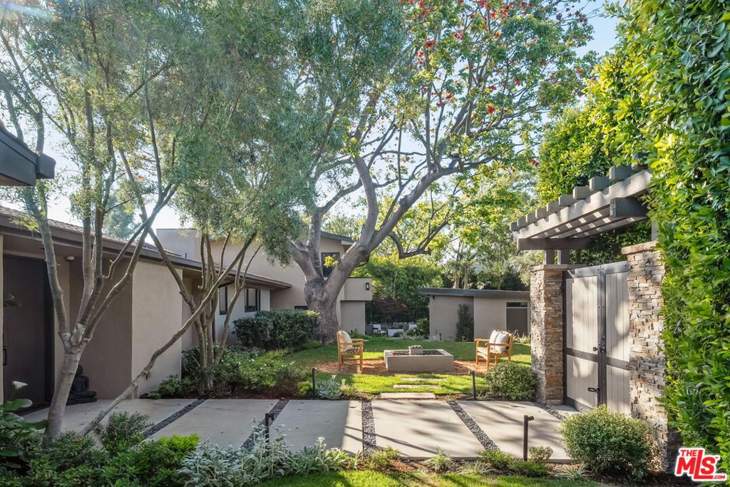 7840 Torreyson Drive