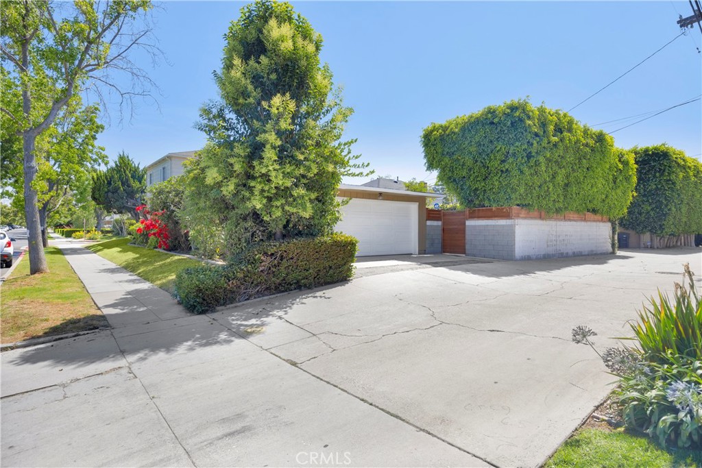 Bixby Knolls (BK) - Residential