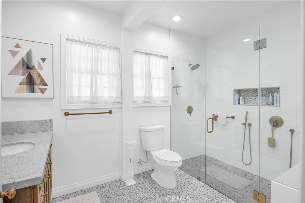 Bixby Knolls (BK) - Residential