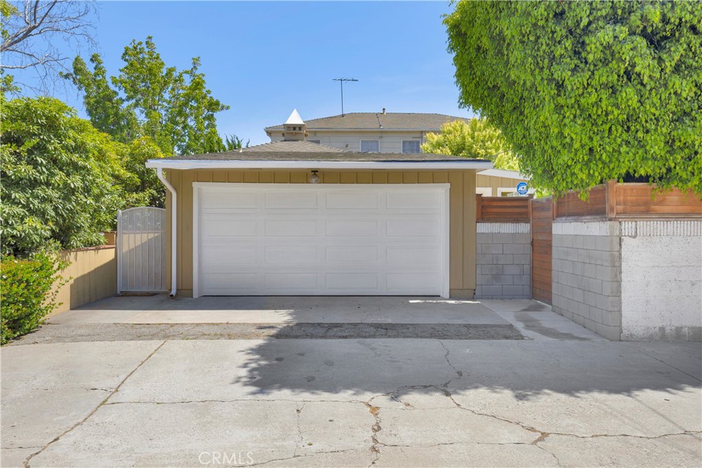 Bixby Knolls (BK) - Residential