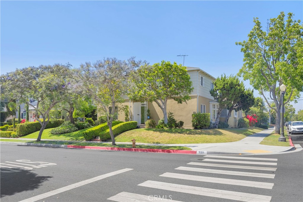 Bixby Knolls (BK) - Residential