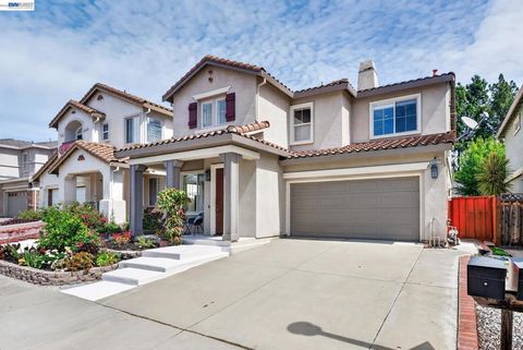 Photo of 34517 Windflower Ln Ln, Union City, CA 94587 (MLS # 41133559)