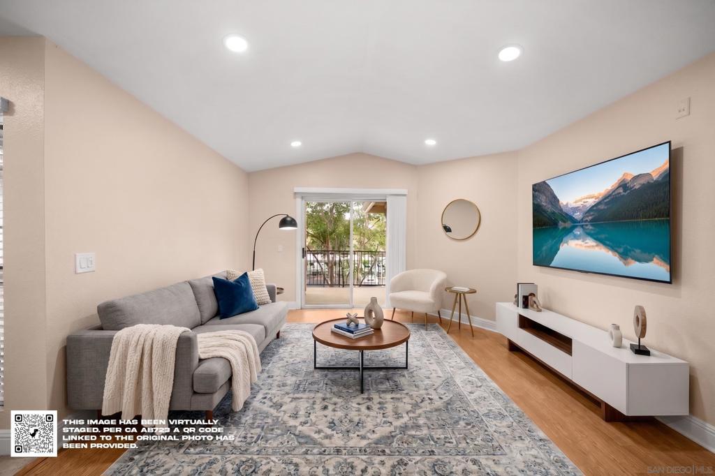 3635 Grove 268