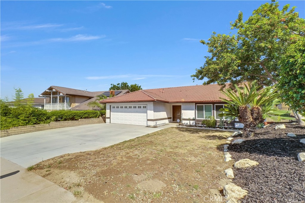 1739 Cliffbranch Drive