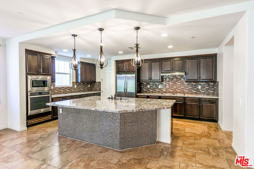 22379 Driftwood Court