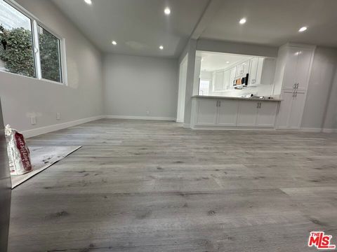 Photo of 8360 blackburn Avenue #L3, Los Angeles, CA 90048 (MLS # 26656081)