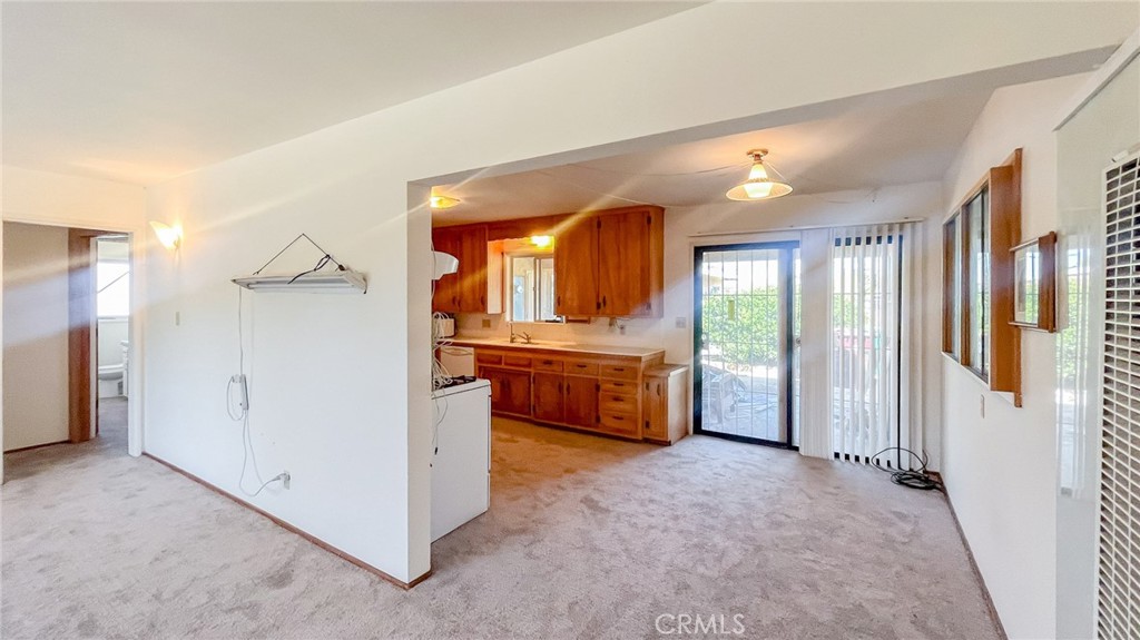 7411 Joshua Ln