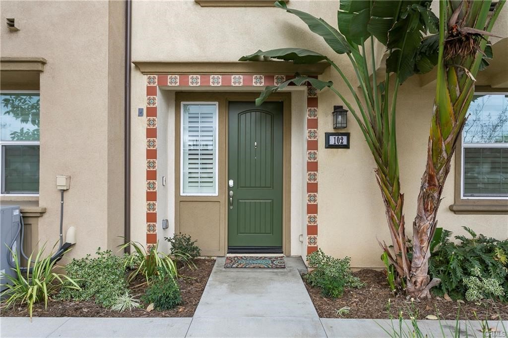 1220 W La Habra Boulevard W 102